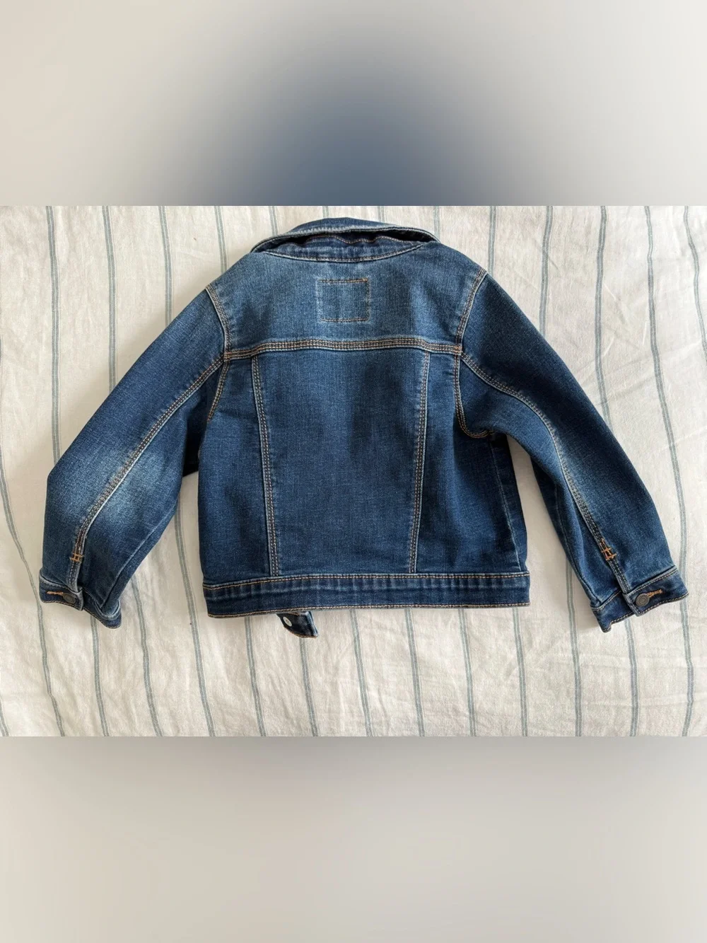 Old Navy Kids Dark Blue Denim Jacket size 3t